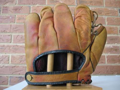 Carl Hubbell Championship 0400 Back